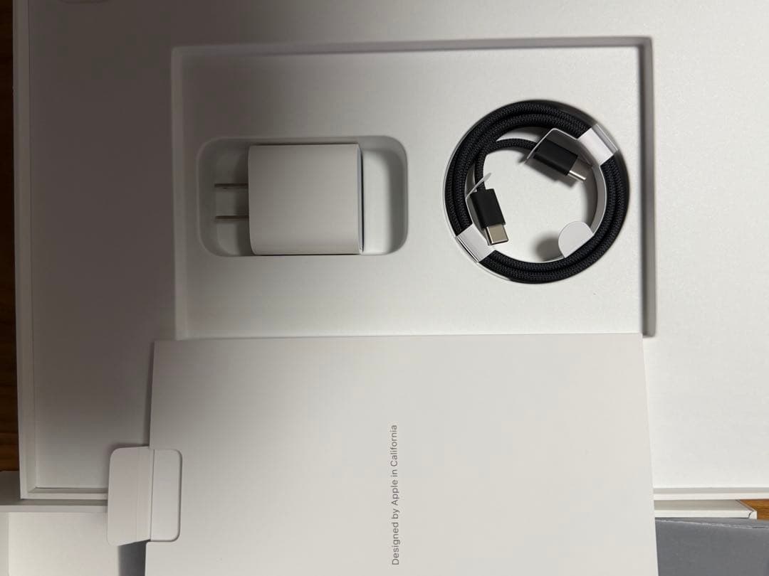 iPad Pro M5 13インチ標準ガラスWi-Fiモデル 1TB ブラック