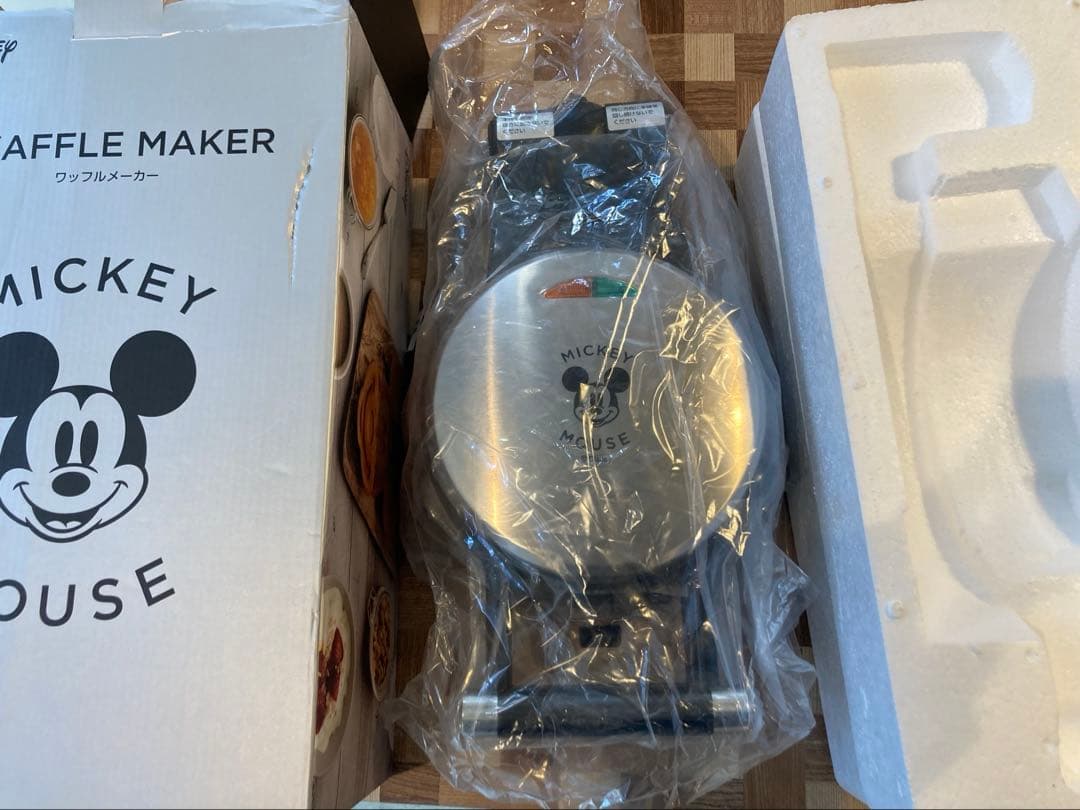 新品未使用Disney ミッキーマウス ワッフルメーカー WAFU-100