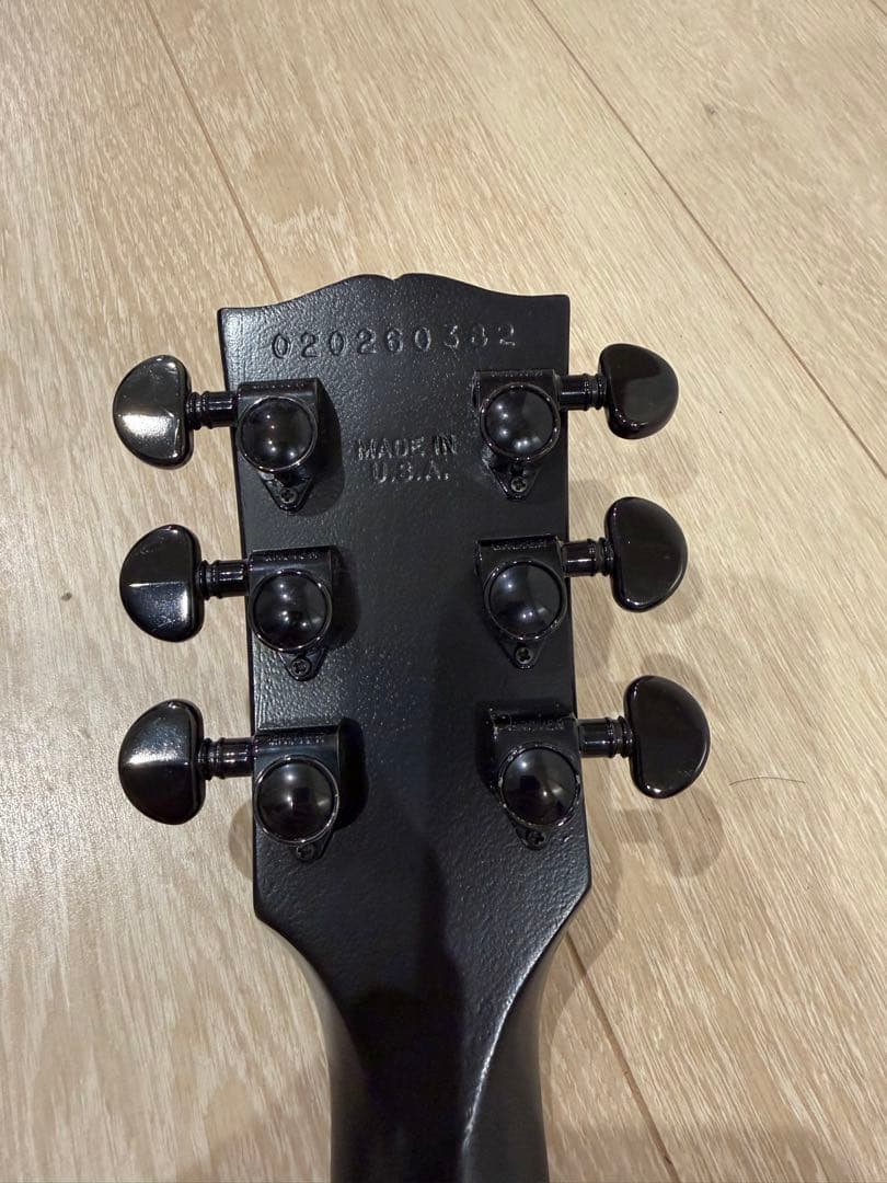 【セール】Gibson LesPaul Gothic II セミハードケース付き
