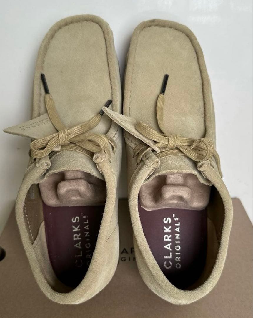 CLARKS Wallabee ベージュ スエード