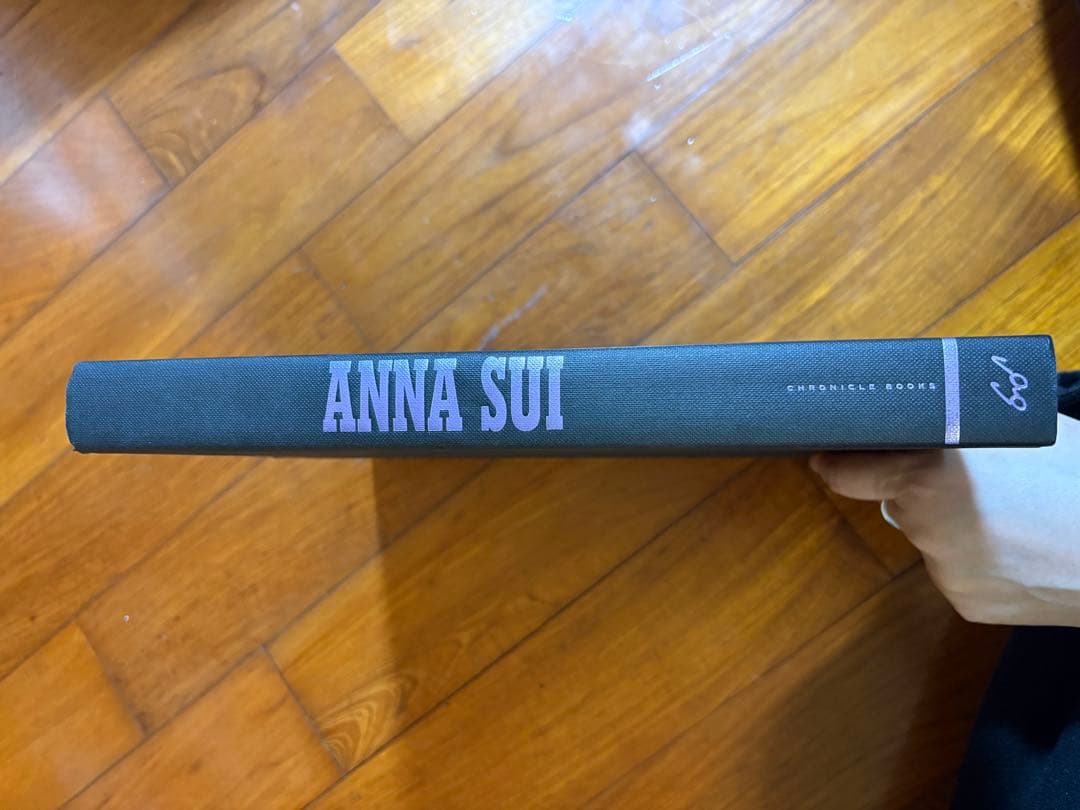 ANNA SUI 洋書