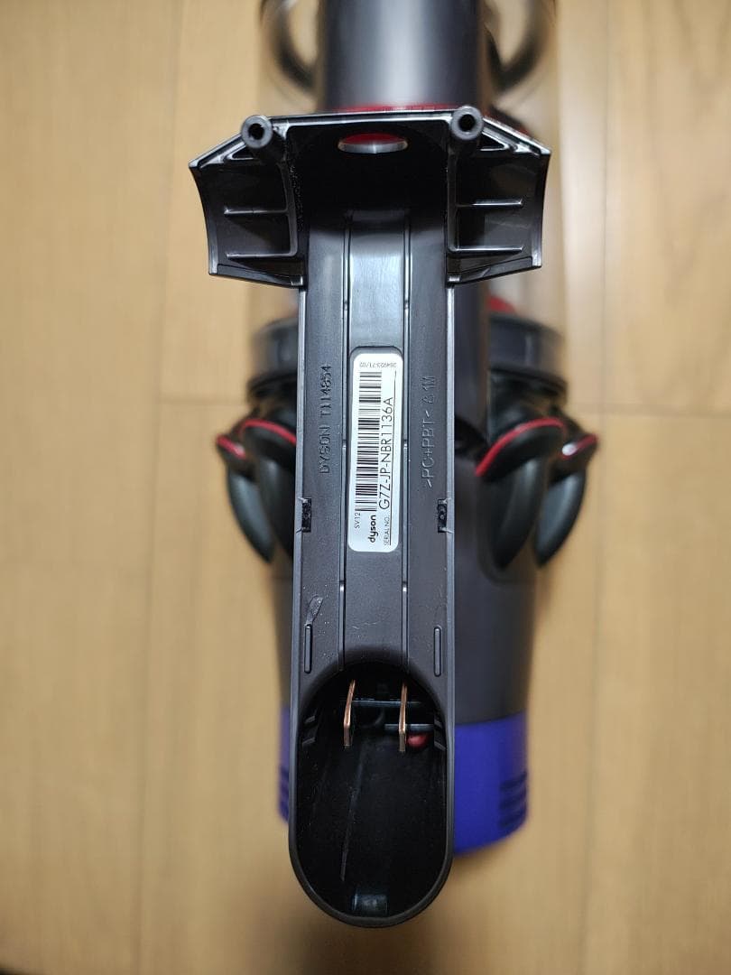 ダイソン★コードレス掃除機★V10本体★ＳV12★バッテリーは別売りです★
