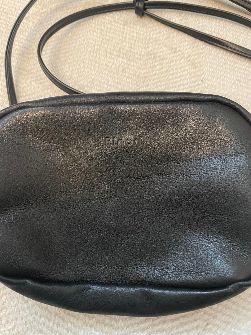 rinori ミニボディバッグ　美品