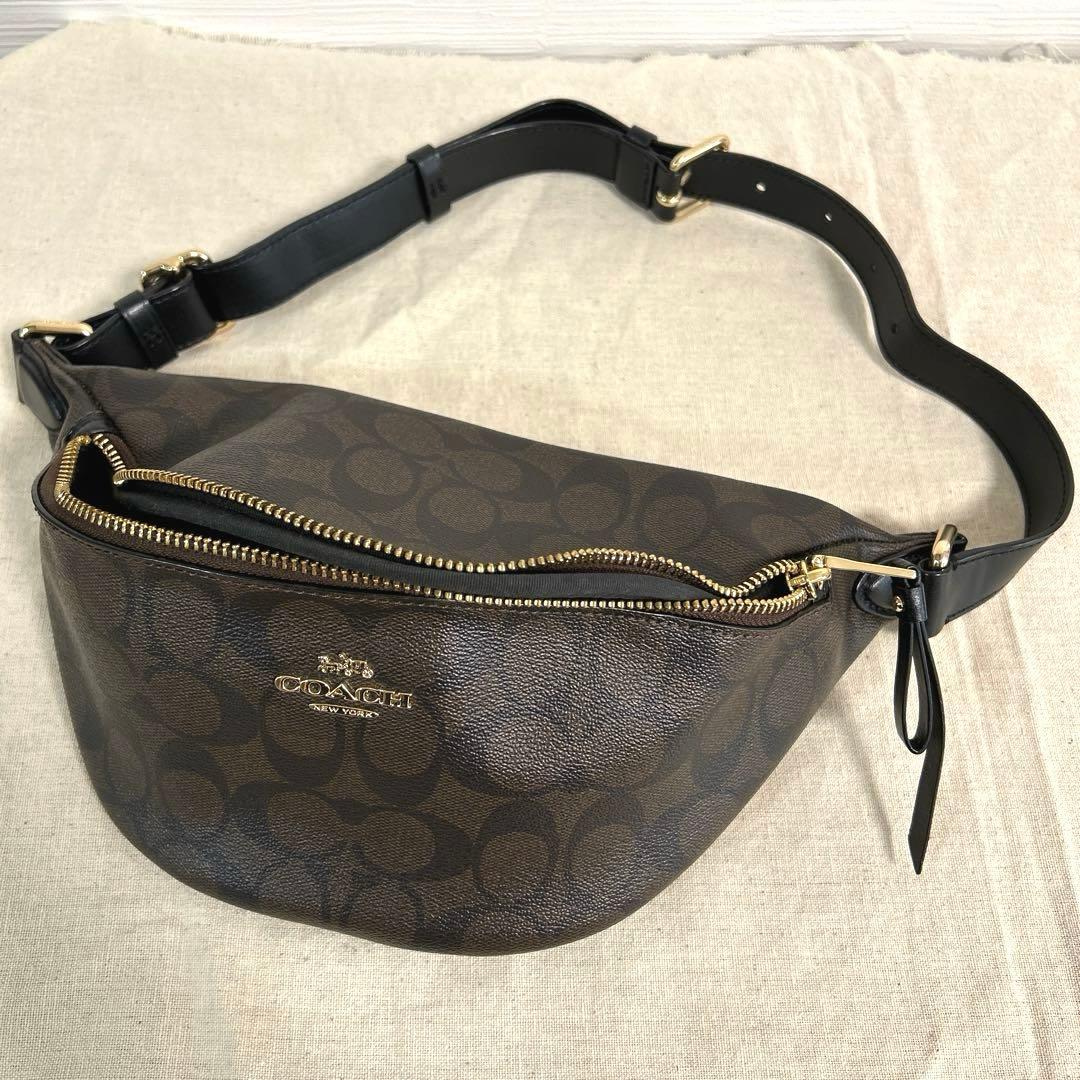 COACH ボディバッグ ブラウンレザー