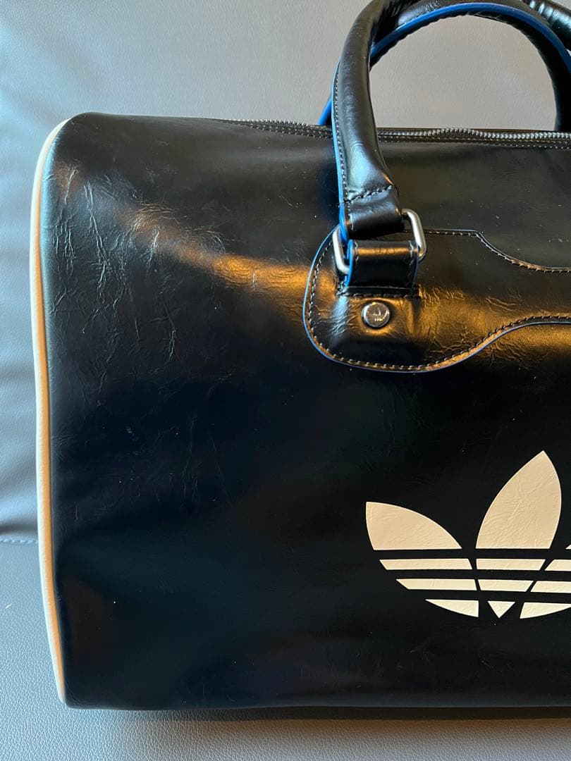 adidasブルーバージョン　ダッフルバッグ ボストンバッグGJ5995