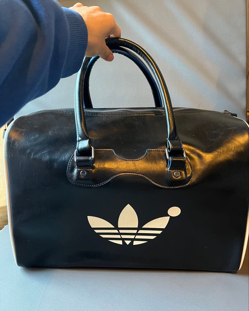 adidasブルーバージョン　ダッフルバッグ ボストンバッグGJ5995