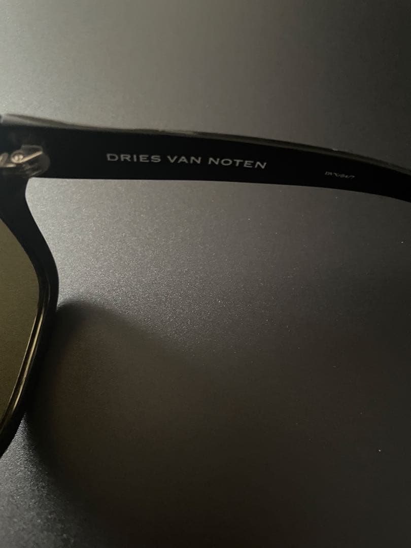 DRIES VAN NOTEN×LINDA FARROWサングラス