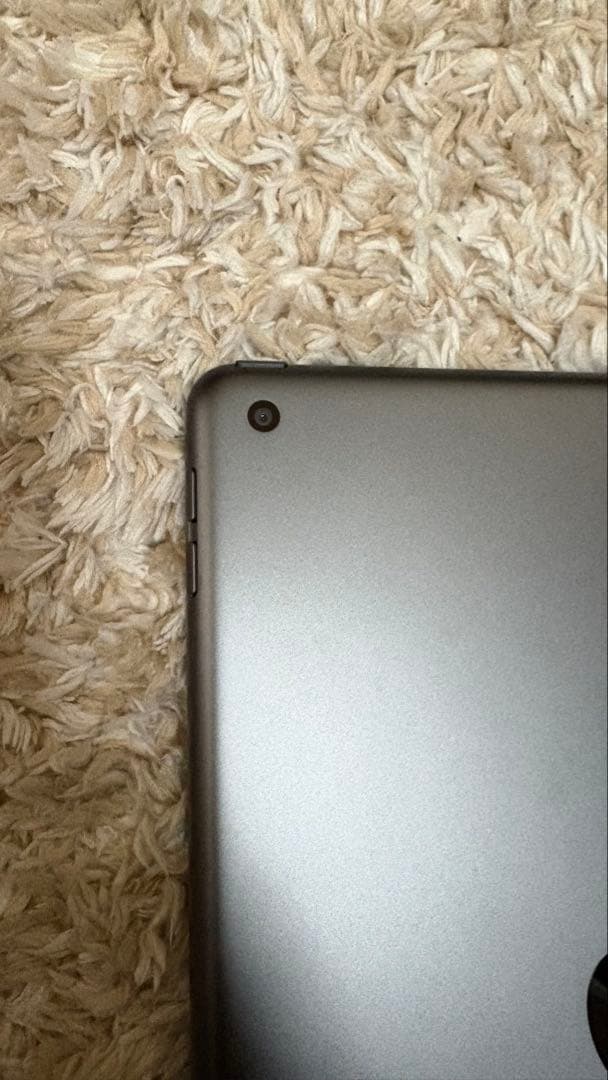 (美品)iPad 第９世代　スペースグレー 本体 純正充電器 コード　箱あり