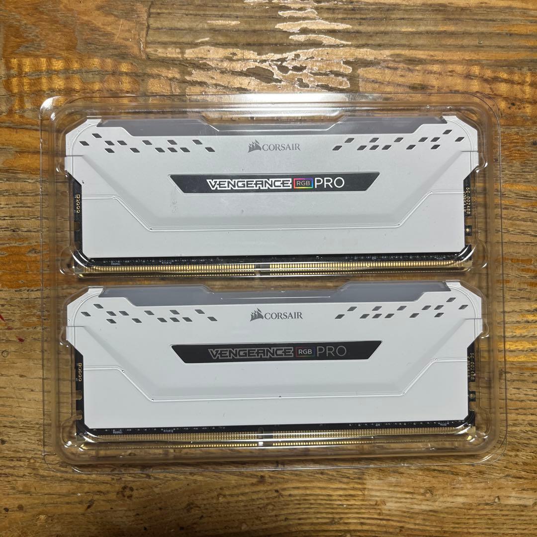 CORSAIR PCメモリ　DDR4-3200 16GBx2枚
