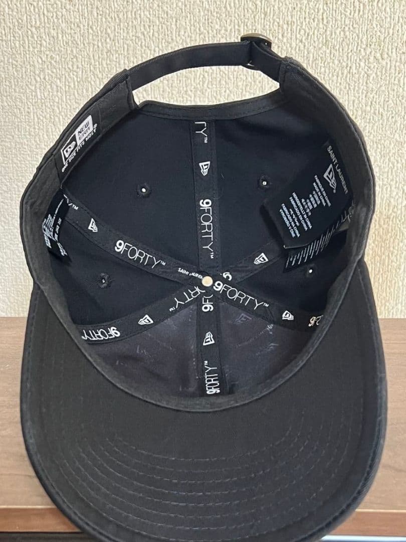 新品YSL ブラック 9FORTY キャップ