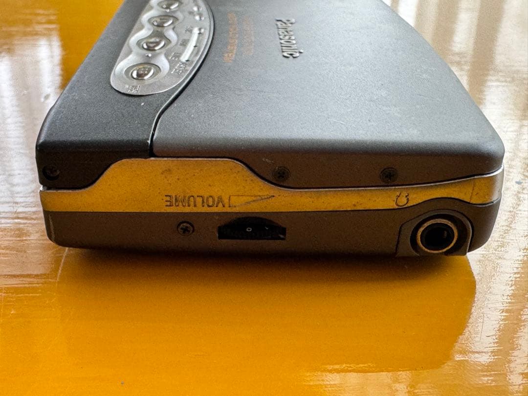 【ジャンク】Panasonic RQ-S95-K カセットプレーヤー