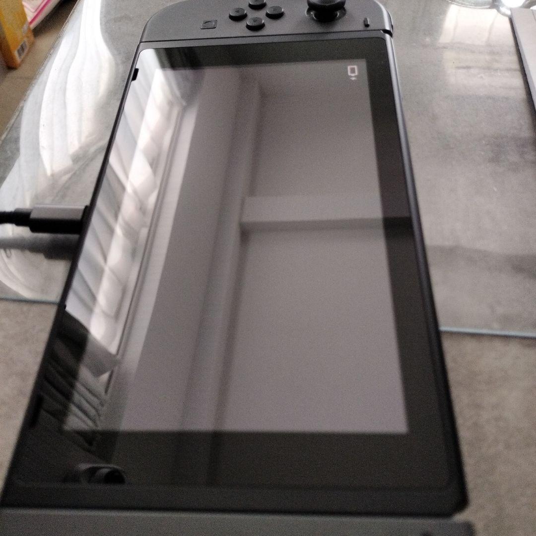 美品 任天堂 Switch スイッチ本体 グレー ニンテンドースイッチ