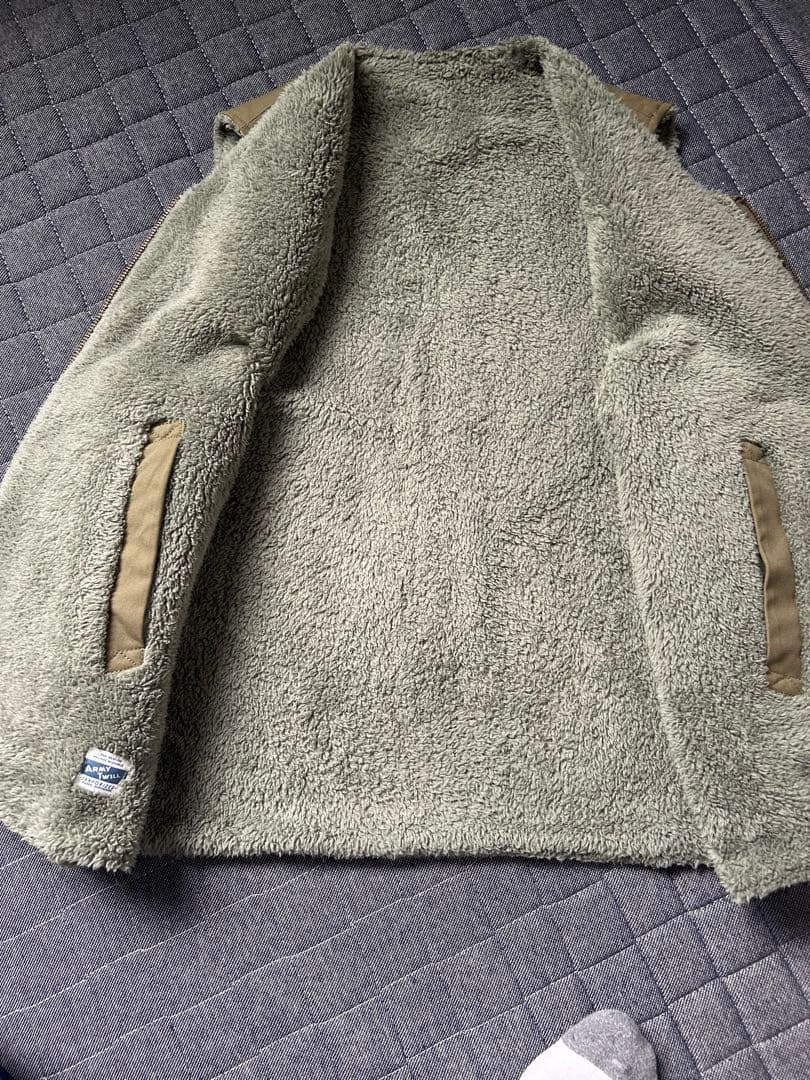 アーミーツイル　虎刺繍 カーキ ベスト