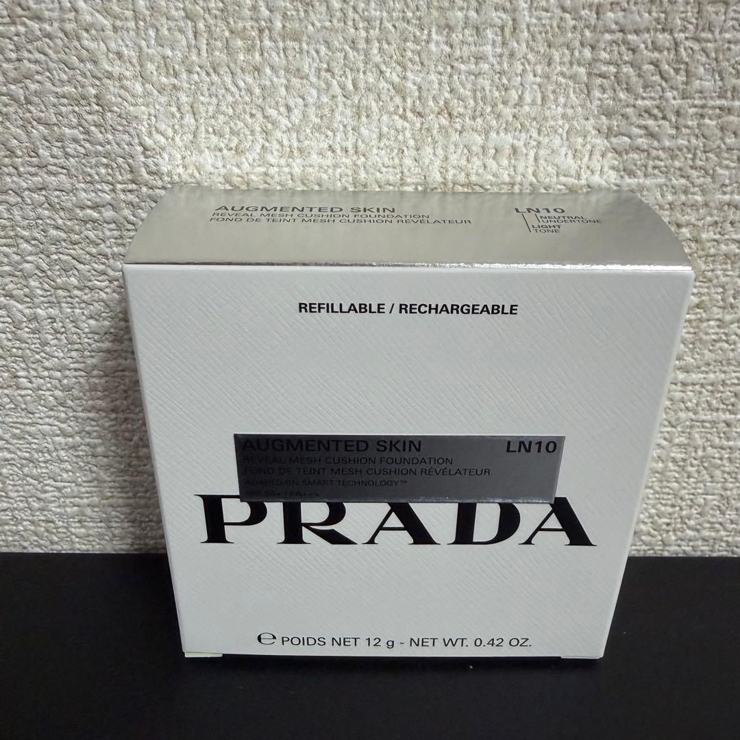 ❗️限定値下げ中❗️PRADA クッションファンデーション　LN10ケース付き