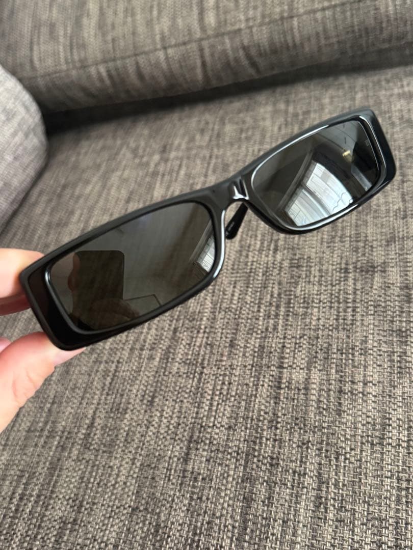 小物 Linda Farrow Sunglasses