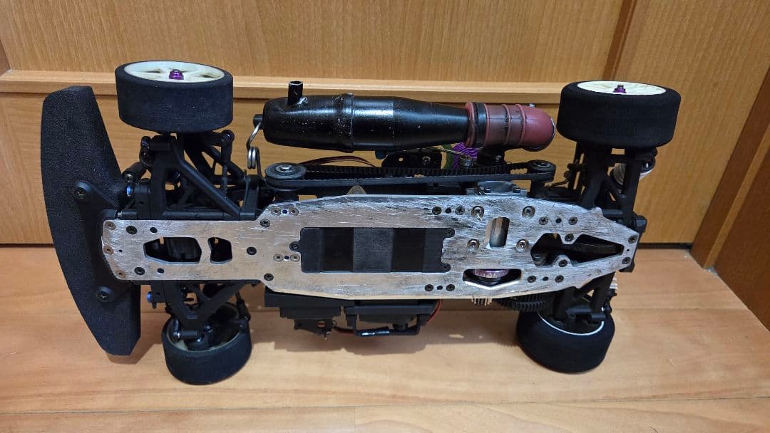 ラジコン エンジンカー 京商 V-ONE RRR 中古 エンジン始動確認済み