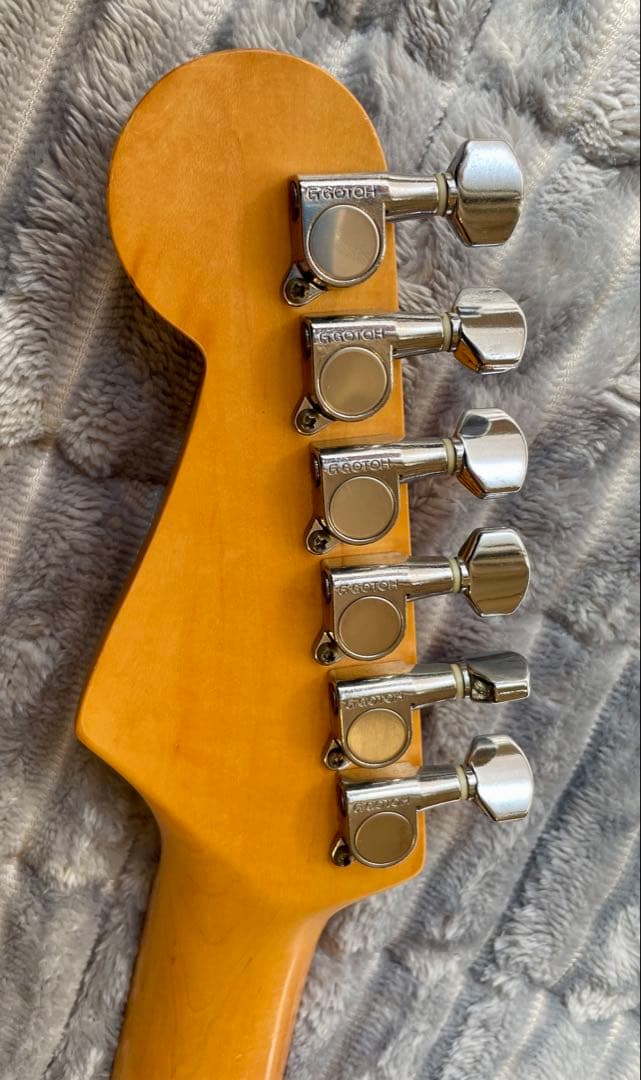 j*c様 フジゲン製 Squier ストラキャスター SST33 Lシリアル