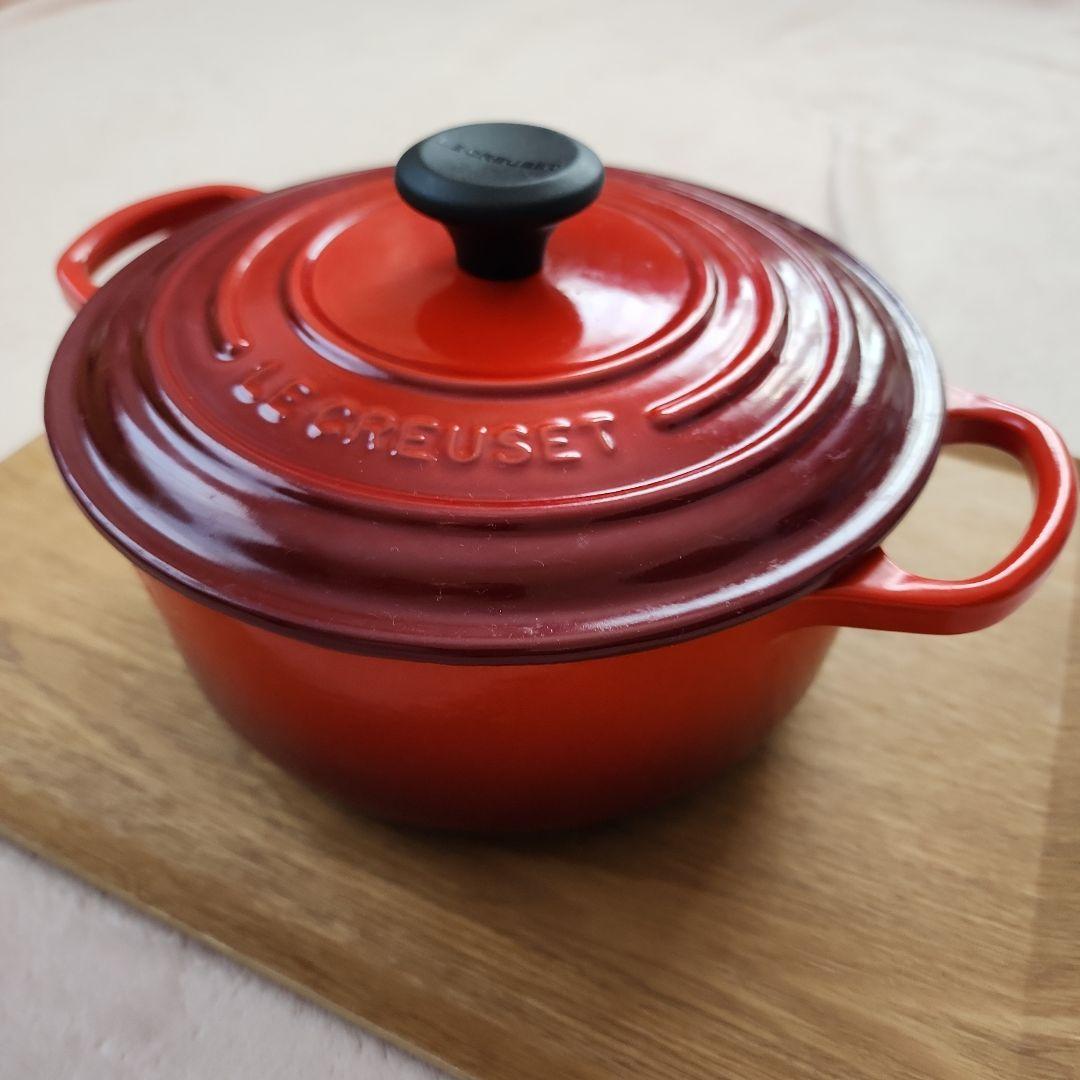 美品 LE CREUSET ルクルーゼ 両手鍋 赤 ココット 蓋付き ホーロー鍋