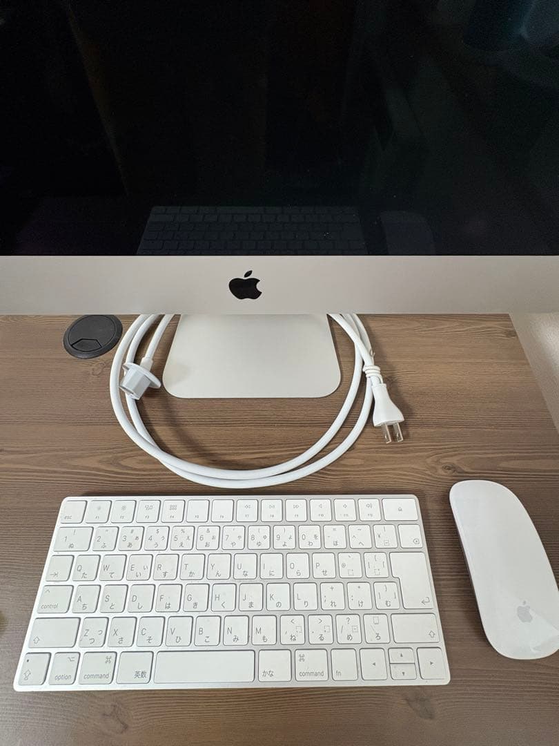 iMac 2019 21.5インチ 4K / メモリ16GB / 付属品あり