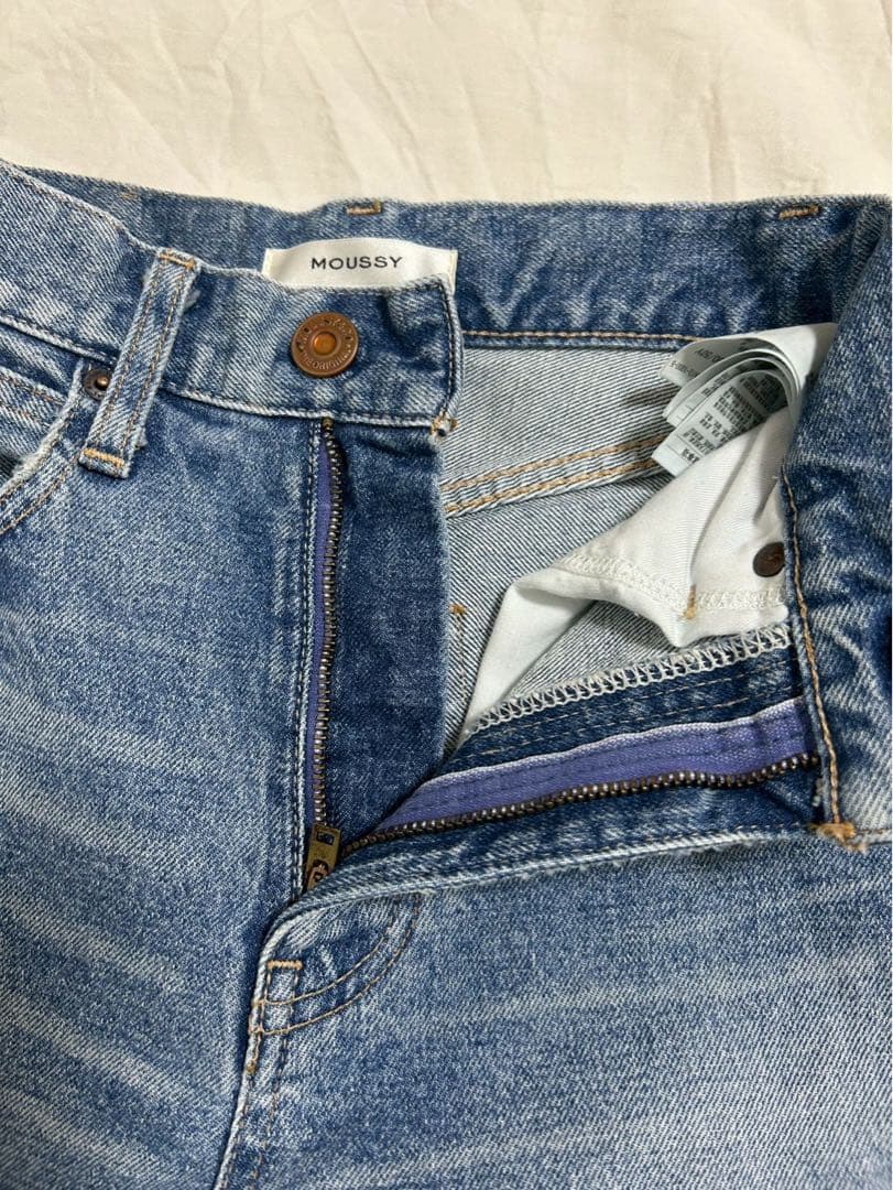 【お値下げ可】　MOUSSY MVS FLARE 22