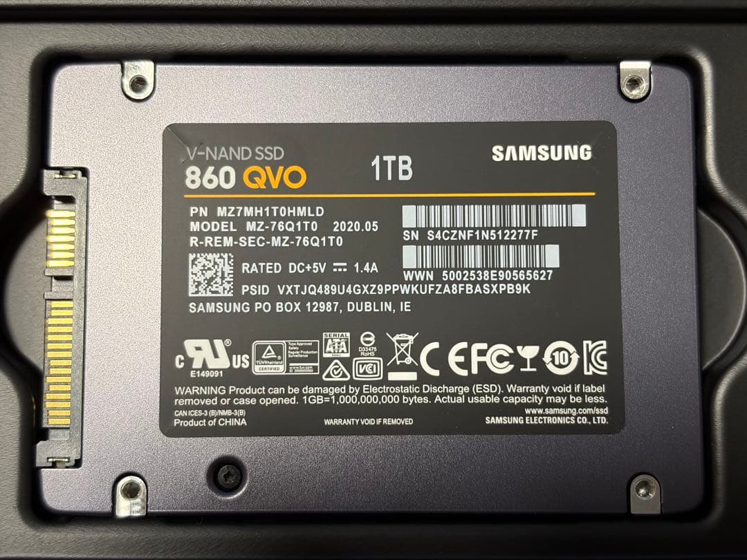 Samsung 860 QVO 1TB SSD 2.5インチ