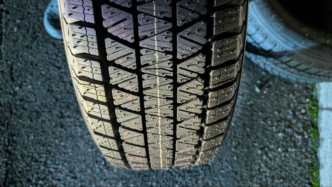 ブリザック DM-V3 225/60R17 スタッドレスタイヤ