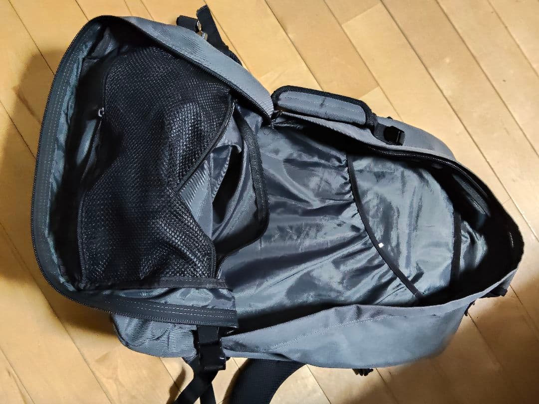 cabin zero 44L グレー バックパック