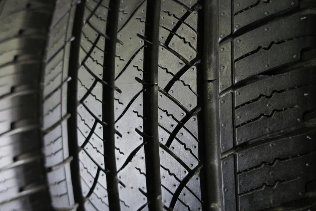 ◆ほぼ新品◆2023年製 225/55R18 マックストレック シエラ S6