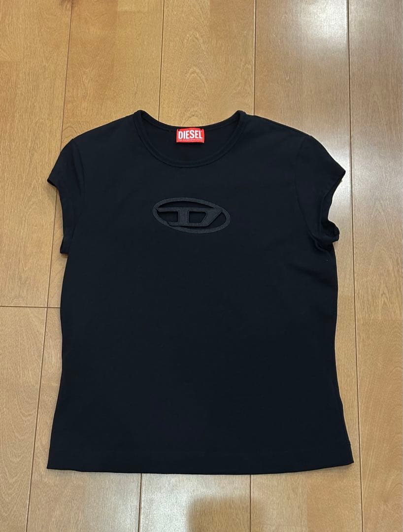 DIESEL ロゴTシャツ　ブラック　Mサイズ