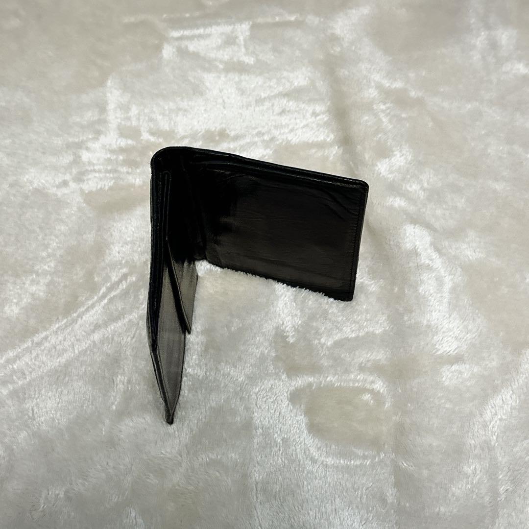 PRADA プラダ 二つ折り財布 ブラック レザー 黒 即発送