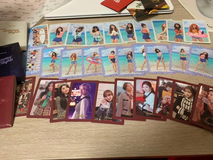 TWICE グッズ