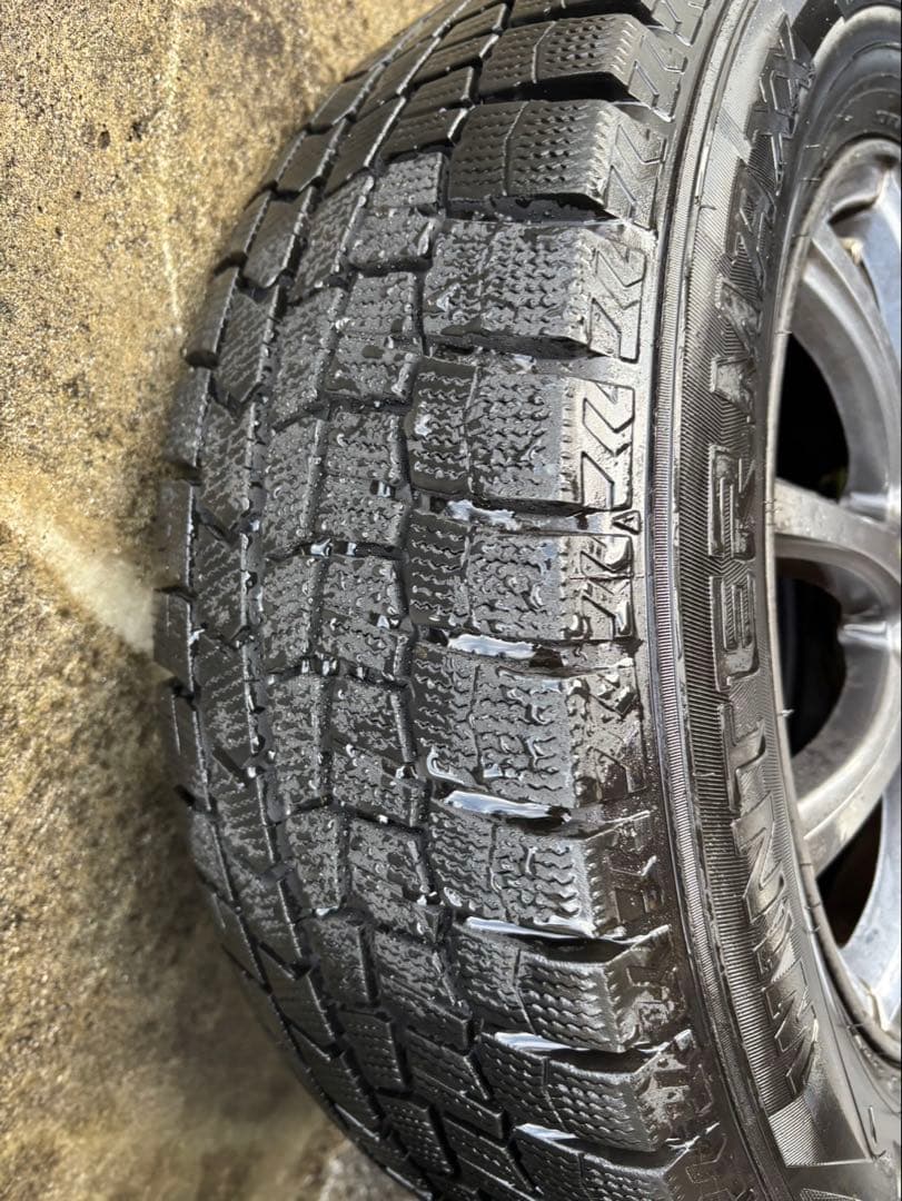 ダンロップウィンターマックス02スタッドレス205/65R15 4本セット