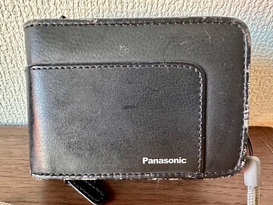 Panasonic LUMIX DMC-FX65（良品・バッテリー＆ケース付き）