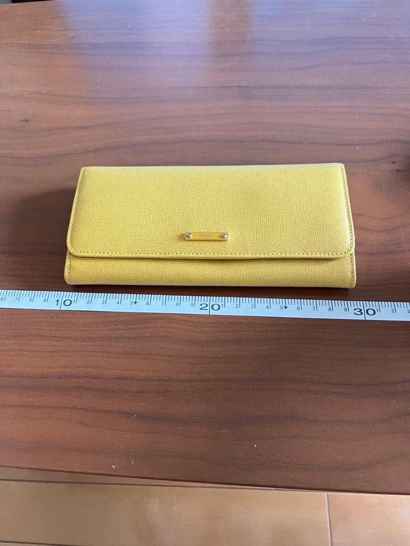 FENDI イエロー 三つ折り財布