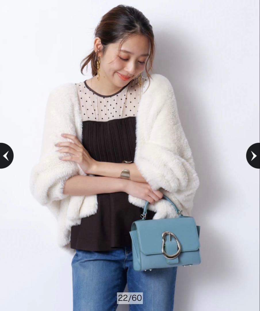 ジャスグリッティー　ふわふわトッパーカーデ　オフホワイト　サイズ2（M）　美品