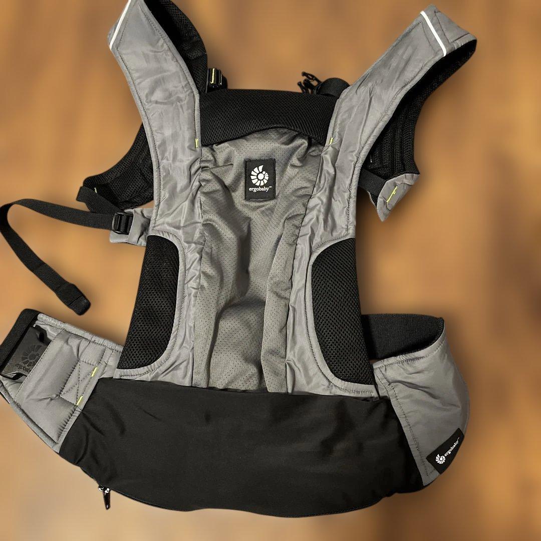 ［一度のみ使用］ergobaby Away 抱っこ紐 グレー　即配送