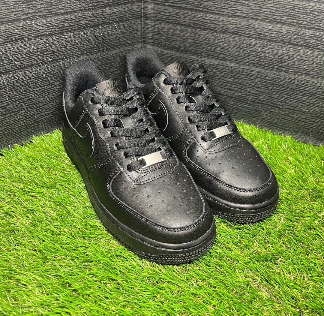 ⭐️超美品⭐️Nike Air Force 1 ブラック 24㎝