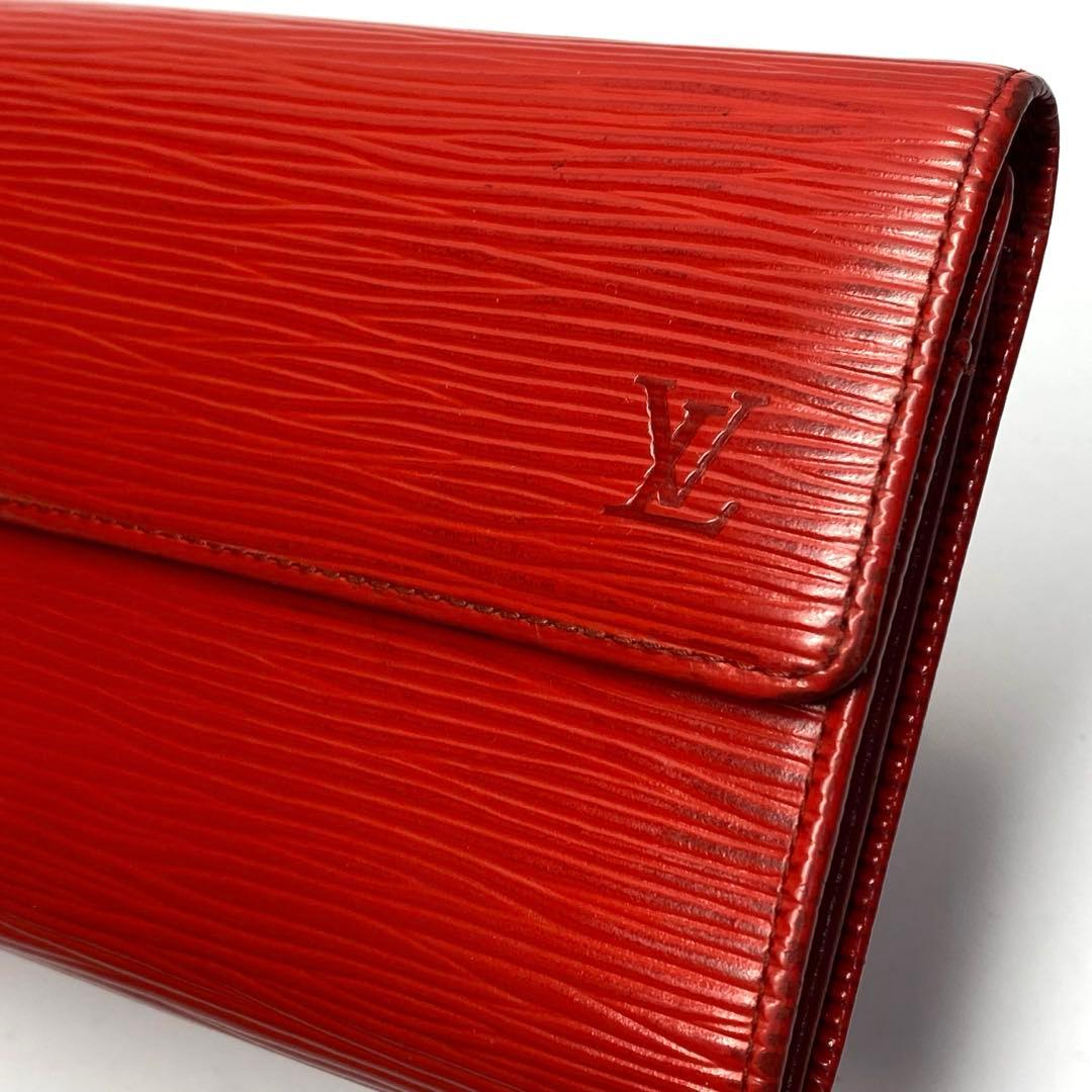 LOUIS VUITTON ルイヴィトン　エピ　赤　二つ折り財布