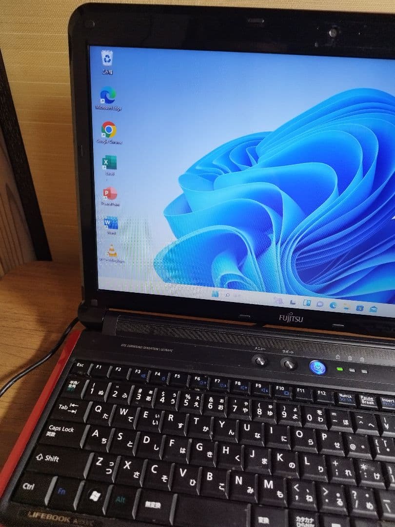 Fujitsu AH53/C ノートPC CPU i5
