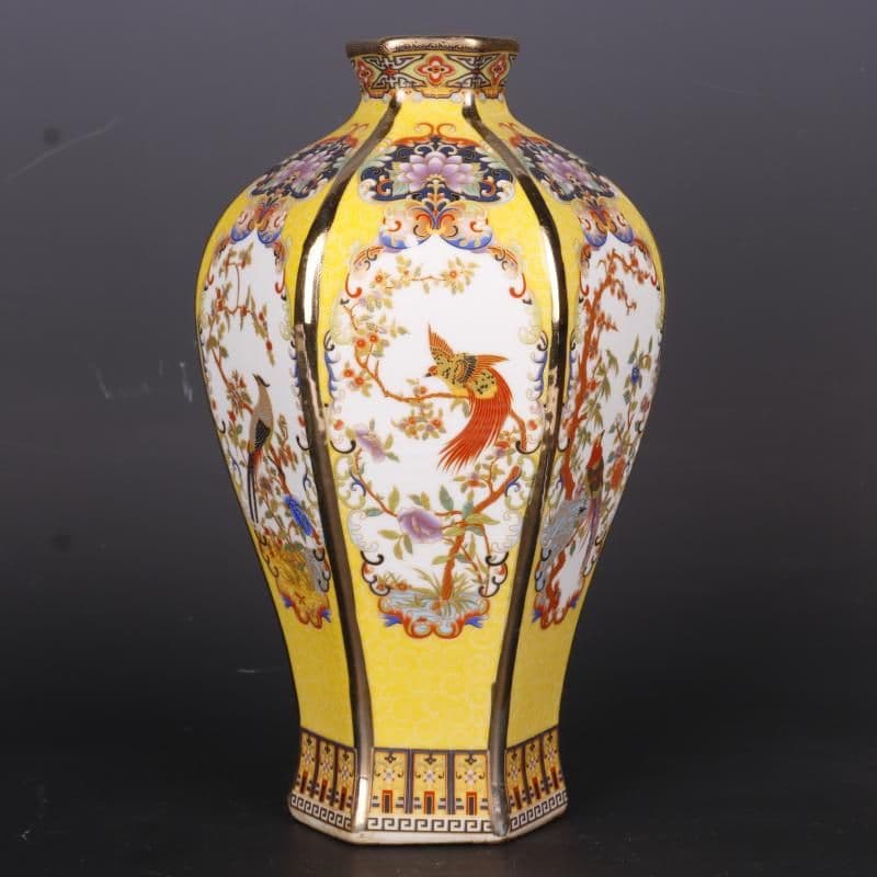 清乾隆琺瑯彩蒔金花鳥六方梅瓶 景徳鎮 陶磁器 装飾品 工芸品 美術品 置物