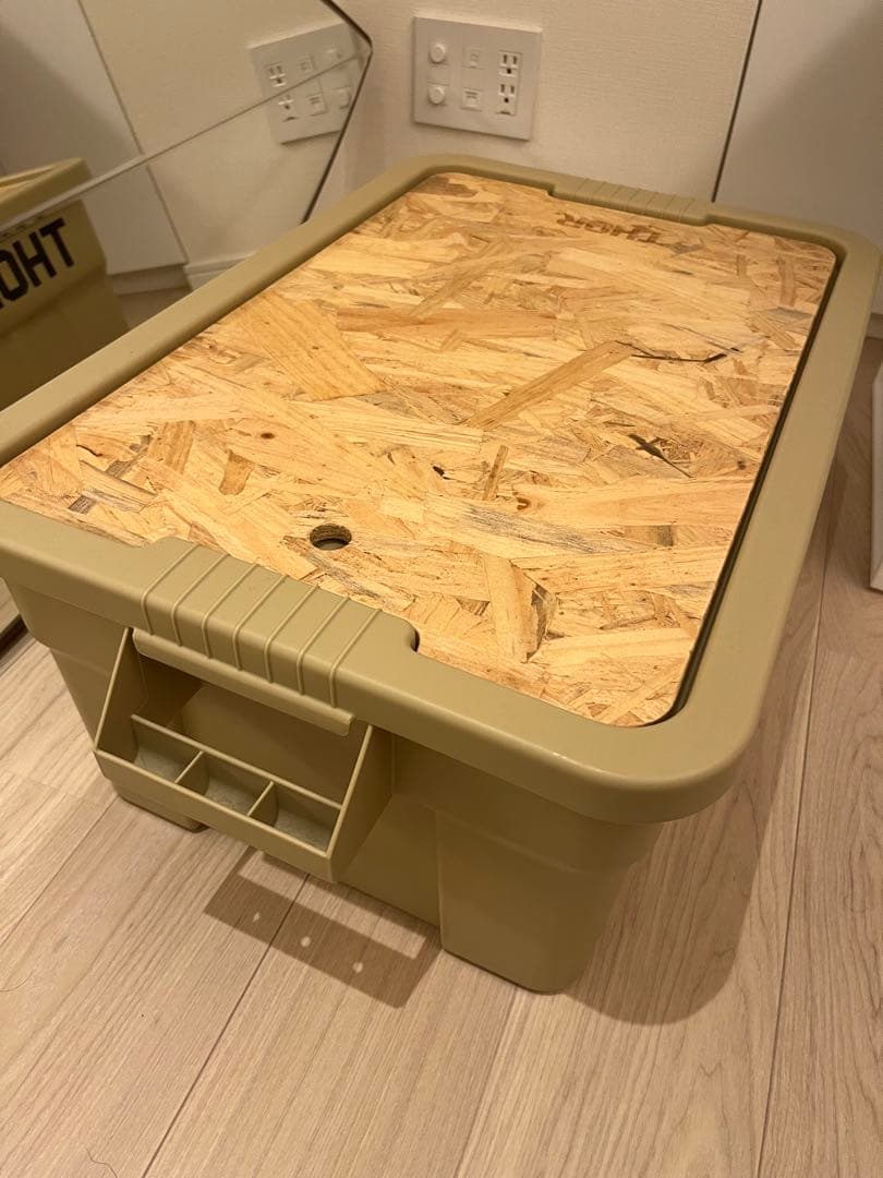 THOR コヨーテ色 53L 蓋付き