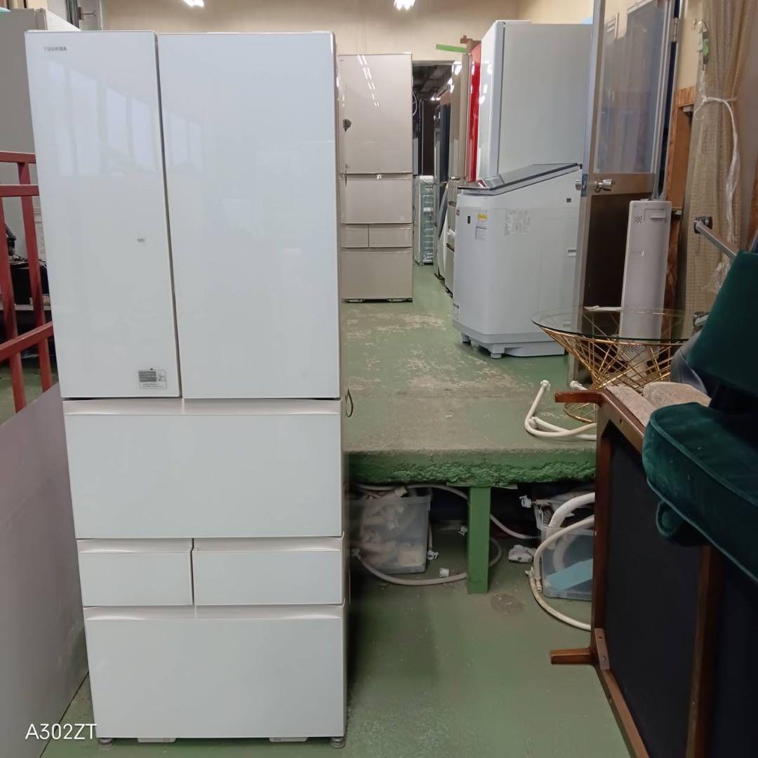 465 東芝　大型冷蔵庫　551L 500L強　自動製氷　小型　家庭用　観音開き