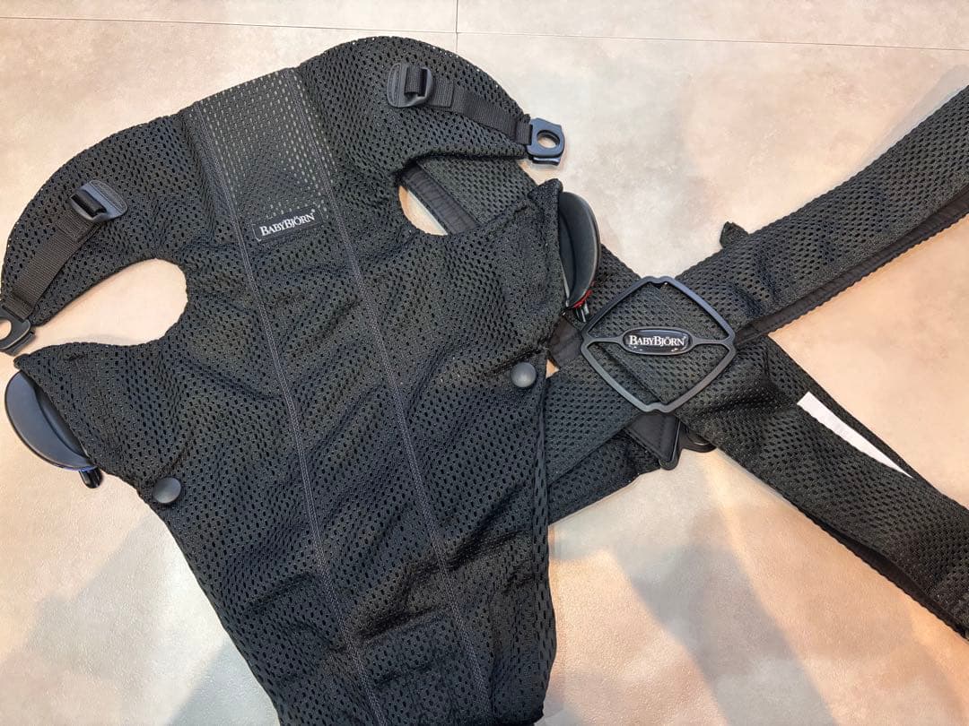 ベビービョルン 抱っこ紐 MINI Air メッシュ ブラック