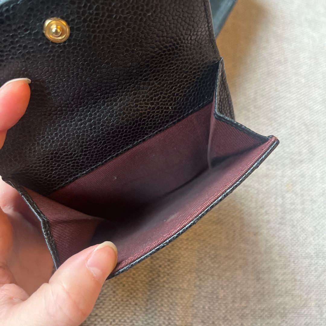 CHANEL 二つ折り財布 コンパクト　マトラッセ　キャビアスキン