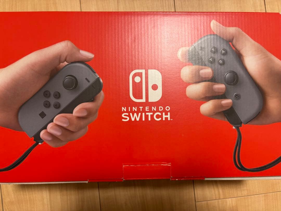 Nintendo Switch 本体 + Mario Kart 8 Deluxe