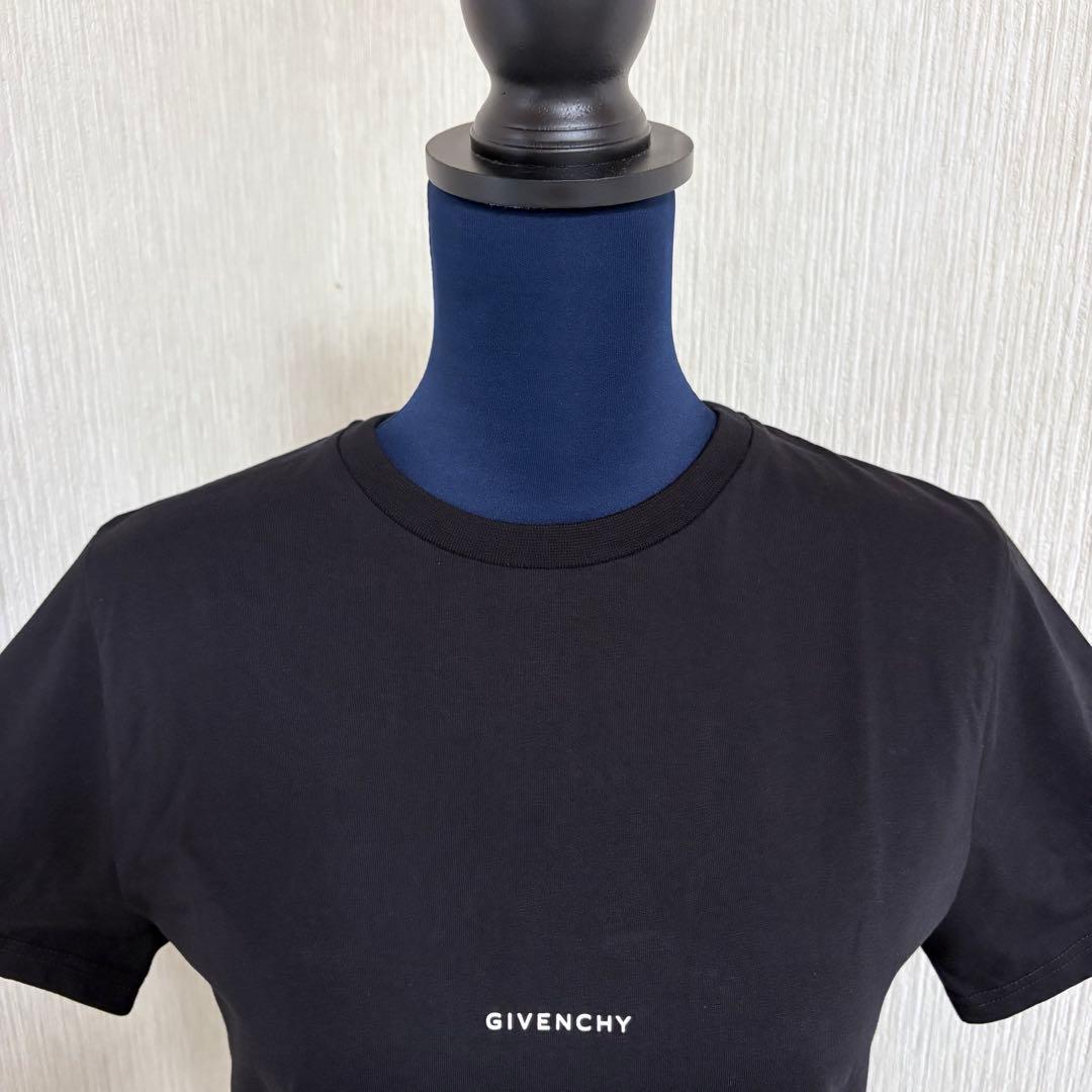 【美品】 GIVENCHY ロゴTシャツ　ブラック　Tシャツ カットソー