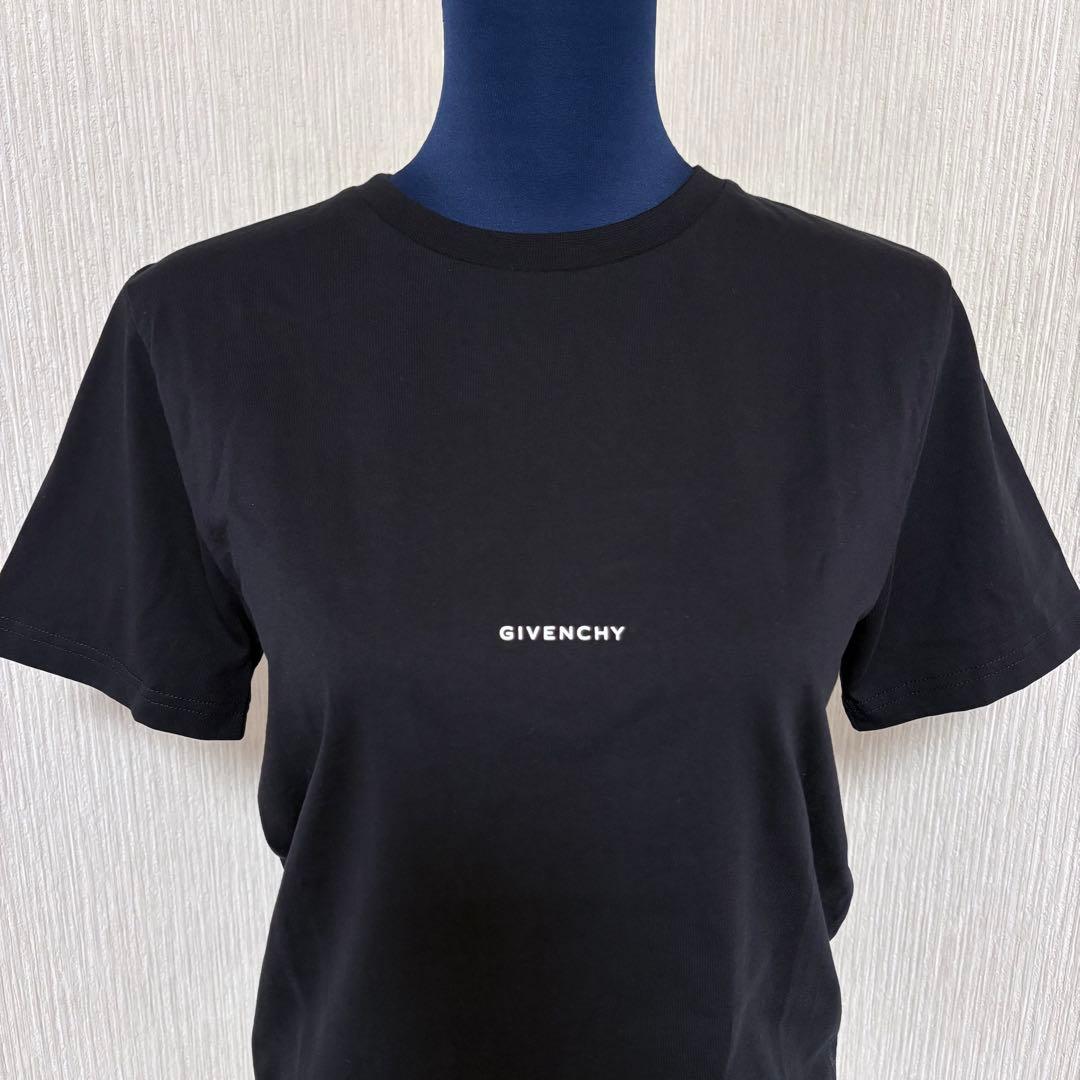 【美品】 GIVENCHY ロゴTシャツ　ブラック　Tシャツ カットソー