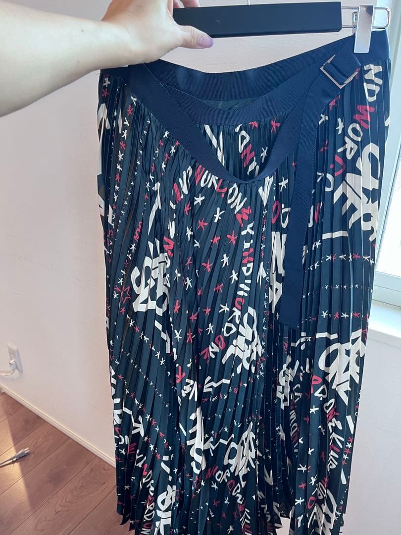 sacai ロングプリーツスカート