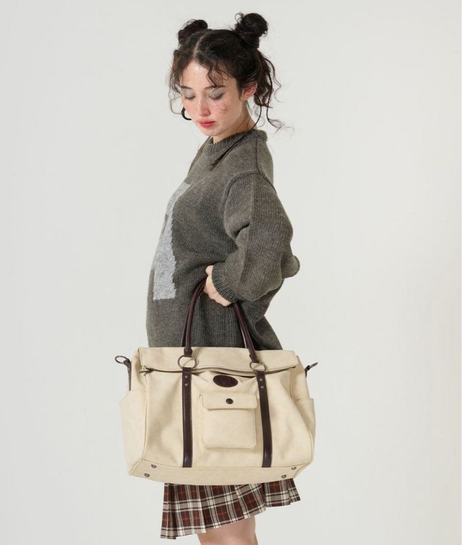 【新品】TINA:JOJUN ショルダー付きトラベルバッグ ボストンバッグ 白