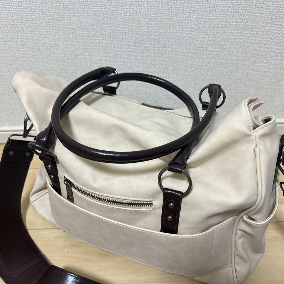 【新品】TINA:JOJUN ショルダー付きトラベルバッグ ボストンバッグ 白